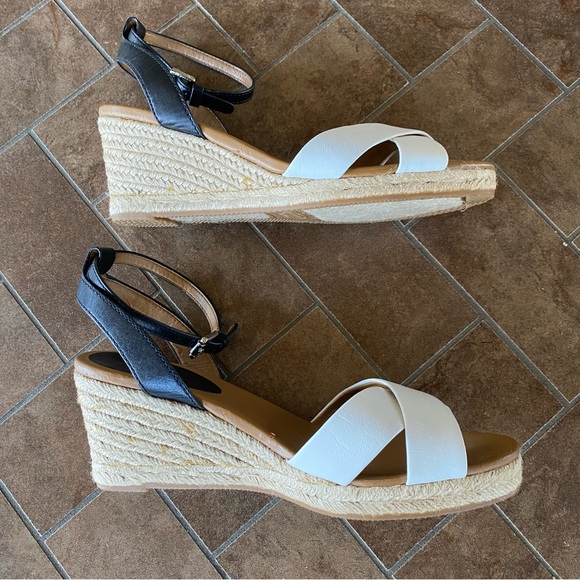 Coach Wedges - Picture 4 of 12